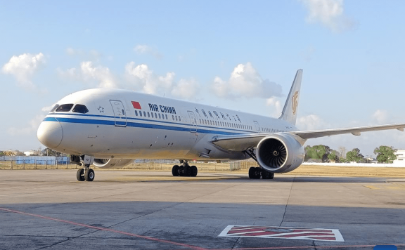 1st Beijing-Madrid-Havana flight arrives in Cuba