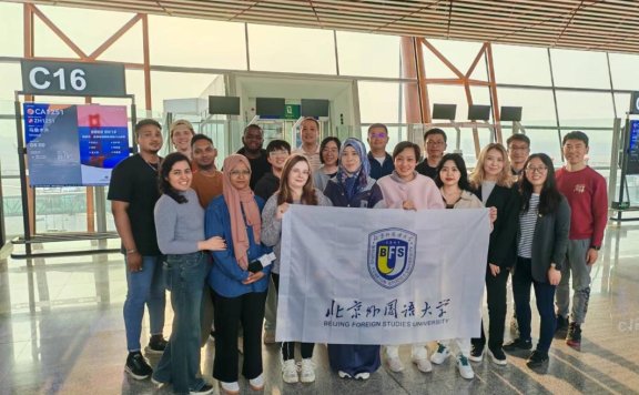 Cultural Bridges: A BFSU scholar’s journey at the Xinjiang Museum