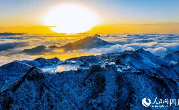 Bashan Grand Canyon in SW China’s Sichuan blanketed in snow