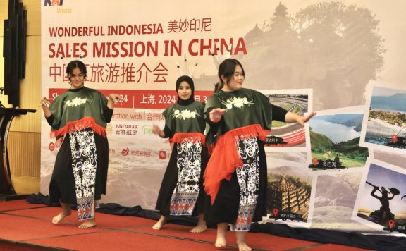 Indonesia targets million-plus Chinese visitors in 2024