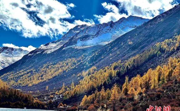 Fairyland scenery at Majiagou valley in Sichuan