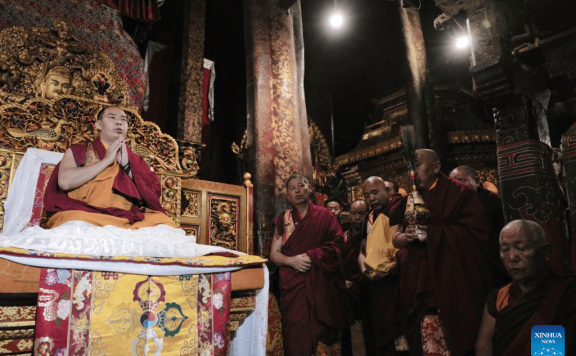 Panchen Rinpoche visits revered Jokhang Temple in Chinese city of Lhasa