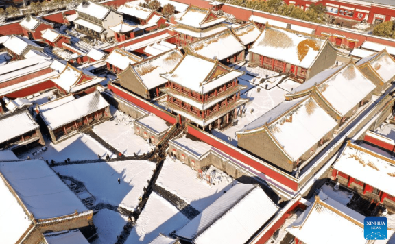 Shenyang Imperial Palace covered in snow