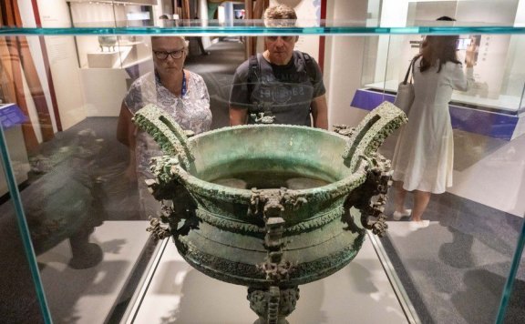 Bronzes from central China illuminate Hong Kong with ancient civilization